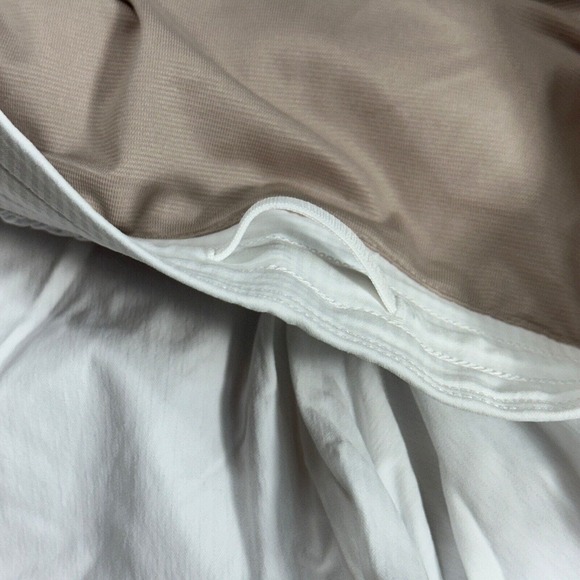 New Size 10 Lululemon Women Hotty Hot Low Rise LR Lined Short 4" White - Picture 5 of 11